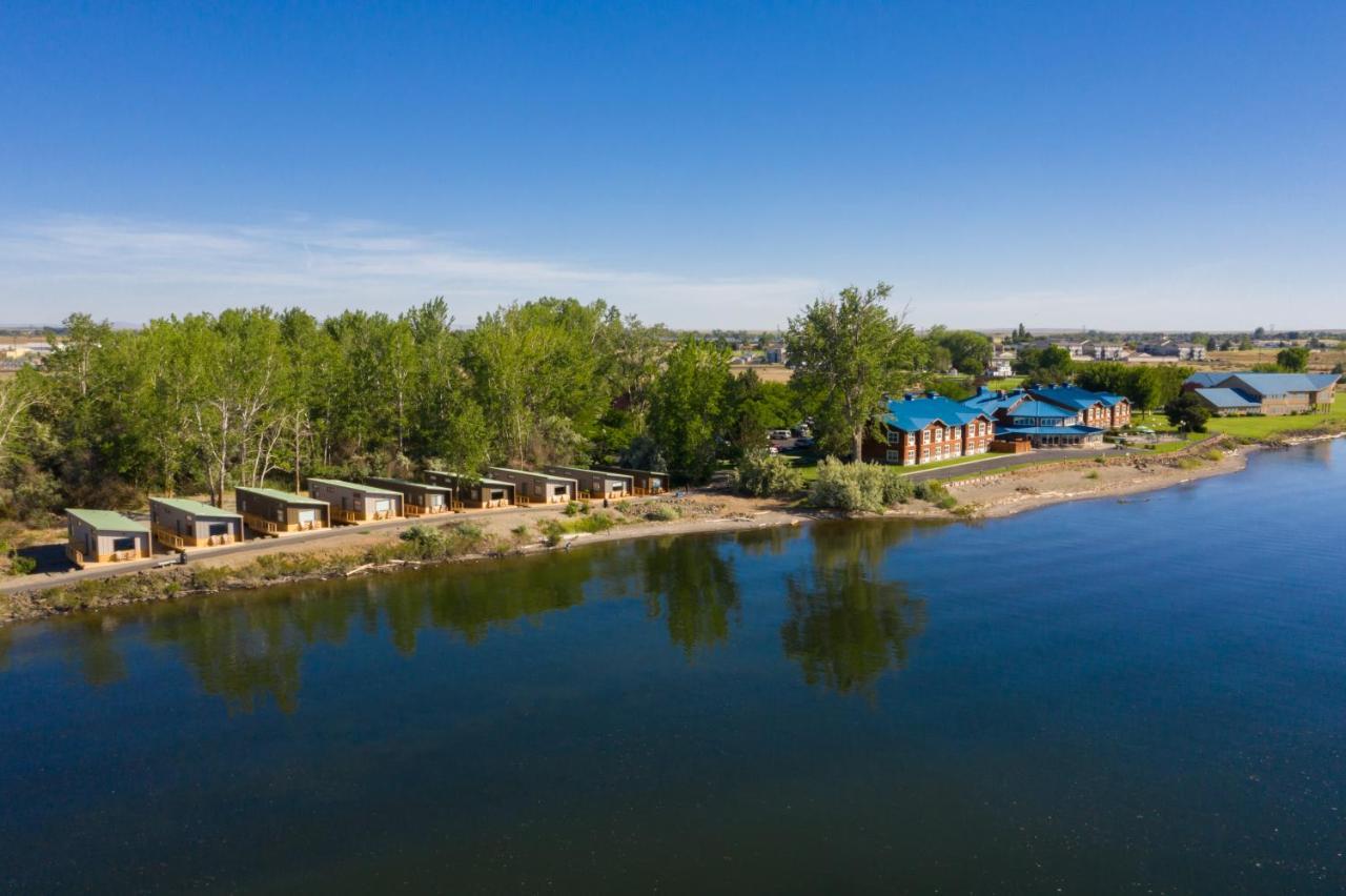 River Lodge And Cabins Boardman Exterior foto